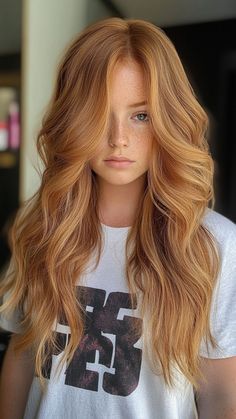 Red Blond Hairstyles, Blond Hair With Strawberry Highlights, Long Strawberry Blonde Hair With Layers, Light Red Blonde Hair, Fall Strawberry Blonde Hair Color, Dirty Strawberry Blonde Hair, Dimensional Strawberry Blonde, Subtle Strawberry Blonde, Dark Strawberry Blonde Hair