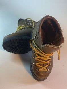 In amazing like new condition, these vintage Italian hiking boots are well built and made to last a lifetime. Italian made by Gaerne circa 1970's with Vibram Montagna souls and new original high durability laces, these Edge classics are sure to endure not to mention impress! Lace-up Work Boots With Leather Sole For Adventure, Sturdy Waterproof Lace-up Boots For Outdoor, Rugged Lace-up Boots With Vibram Sole For Adventure, Rugged Hiking Boots With Goodyear Welt Construction, Vintage Lace-up Boots For Outdoor Activities, High-top Hiking Boots With Goodyear Welt For Outdoor Activities, Sturdy Leather Hiking Boots For Outdoor Activities, Sturdy Leather Lace-up Hiking Boots, Rugged Hiking Boots With Leather Sole For Adventure