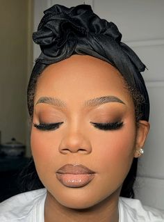 Soft Glam No Eyeshadow, Wedding Guest Makeup Brown Skin, Natural Shadow Makeup, Smokey Soft Glam, Headshot Makeup Black Women, Soft Glam Graduation Makeup, Hooded Eye Makeup Black Women, Baddie Prom Makeup, Black Bridesmaid Makeup