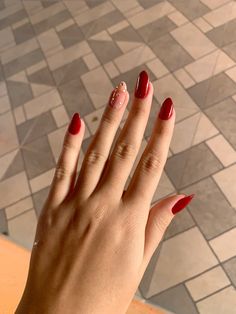 #unhas #unhasfortes Delicate Nails, Abbey Cowen, Powerpuff Girls Wallpaper, Girl Wallpaper, Nail Inspo, Nail Colors, Manicure