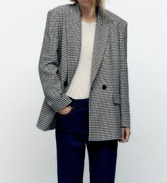 Trendy Fashion ZARA WOMEN NEW DOUBLE BREASTED HOUNDSTOOTH BLAZER ECRU BLACK 8750/112 XS M, Women's Coats Jackets Winter Blazer With Houndstooth Pattern And Lapel Collar, Houndstooth Tailored Outerwear With Suit Collar, Winter Houndstooth Blazer With Lapel Collar, Tailored Houndstooth Outerwear With Suit Collar, Classic Double-breasted Houndstooth Blazer, Fall Office Wear Tweed Jacket With Suit Collar, Business Casual Houndstooth Outerwear With Notch Lapel, Winter Blazer With Houndstooth Pattern, Classic Houndstooth Blazer For Office