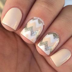 Nude and Gold Chevron Nail Design for Short Nails Chevron Nail Designs, Chevron Nail Art, Nail Art Designs Summer, Short Nail Designs, Cute Nail Art, Nail Art Ideas