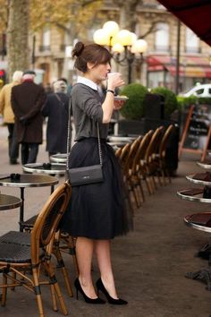 Tulle Skirts Outfit, Style Parisienne, Classy Outfits For Women, Jeanne Damas, Business Outfits Women, Estilo Chic, Street Style Paris, French Chic