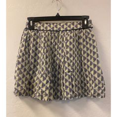 Splendid Girl's Green Patterned Mini Skirt Size 12 Waist Laid Flat 12 In Length Of Skirt 14 In 570 36 Ng All Of Our Products Are Sold New With Tags, Unless Otherwise Stated. We Sell Many Of Our Items At Discounts Of Up To 60% Off Retail Price. In Most Cases The Garments We Sell Are Overstock, Or Items From Previous Seasons. In Some Cases We Obtain Samples Which Were Created In The Garment Production Process. We Also, On Occasion, Receive Garments That Were Returned Back To The Manufacture From M Patterned Mini Skirt, Kids Bottoms, Production Process, Mini Skirt, Size 12, Mini Skirts, Skirt, Tags, Green