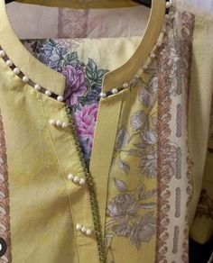 Very pretty and amazing neckline design Lace Dress Design, Trendy Shirt Designs, Pakistani Fashion Casual, Womens Trendy Dresses, Salwar Kamiz, Dress Neck Designs