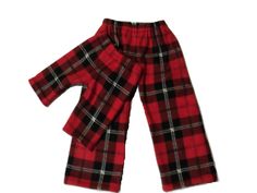 These festive kids red plaid fleece pants will be warm and cozy for your boy or girl on the cooler days in fall and winter.  They would be a great handmade birthday or Christmas gift for children of any age, and they and are available in toddler size up to size 14.   I made these fuzzy bottoms using  super soft 100% polyester fleece in a large red and black plaid print. I have prewashed/preshrunk the fabric in clear water.  They have a non roll elastic waist for a comfy fit, and the pant leg bot Warm Winter Clothes, Winter Outfits Warm, Kids Fleece, Fleece Pants, Kids Pants, Red And Black Plaid, Winter Clothes, Christmas Gifts For Kids, Plaid Print