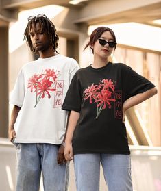 Japanese Aesthetic Higanbana Flower Shirt Red Spider Lily - Etsy Japanese Myth, Red Spider Lily, Spider Lily, Minimalist Shirt, Red Spider, Minimalist Shirts, Streetwear Shirts, Japanese Aesthetic, Flower Shirt