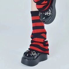 𝔇𝔢𝔱𝔞𝔦𝔩𝔰: Style: Harajuku, Altfashion, Animewear, Punk Material: Acrylic Quantity: 1 pair Highlights: Made with super soft knitting material, comfy to wear Easy to style with platform shoes and adds warmth to your body Enjoy free shipping with a purchase of over 80$ Black Edgy Leg Warmers For Cosplay, Black Fitted Harajuku Leg Warmers, Black Fitted Gothic Leg Warmers, Punk Style Black Knee-high Leg Warmers, Kawaii Goth Platform Shoes, Kawaii Goth, Scene Outfits, Platform Shoes, Leg Warmers