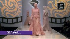 Дом Моды "Firdaws" на Неделе Моды в Москве - YouTube Hijab Colors, Running Race, Islamic Dress, New Outfits, White Formal Dress, Victorian Dress, Fashion Show, Statue, Formal Dresses