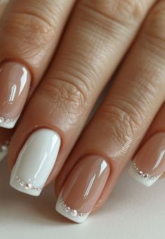 White Or French Nails, French Designed Nails, Simple White Manicure, White Nails Fancy, Nails French With Design, Nails With Tips Ideas, Cute Work Nails, French Tip Nails For Wedding, French Tip Inspired Nails