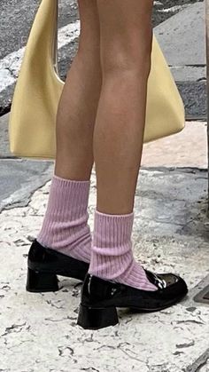 Nymphadora Tonks, Pink Socks, Mode Inspo, 가을 패션, Pretty Shoes, Mode Vintage, Abba, Look Cool, Cute Shoes