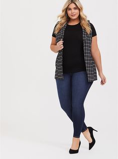 Jegging - Super Stretch Dark Wash, ENGLISH CHANNEL Torrid Outfits, Summer/fall Outfits, English Channel, Fashion Business Casual, Feel Pretty, Plus Size Womens Clothing, Women Denim Jeans, Office Work, Curvy Fashion