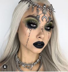 Best Halloween Makeup, Witchy Makeup, Halloween Makeup Witch, Holloween Makeup, Creepy Halloween Makeup, Cute Halloween Makeup, Halloween Makeup Pretty, Cool Halloween Makeup, Halloween Eye Makeup