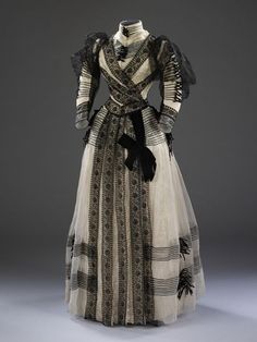 Dress, Paris, France, 1889-1892, Sara Mayer & A. Morhanger (designer), Figured silk overlaid with chiffon, velvet ribbon, machine lace, velvet, Victoria & Albert Museum 1890s Clothing, 1898 Fashion, 1880 Fashion, Victorian Elegance, Dress Bodice, Historic Clothing, Victorian Costume