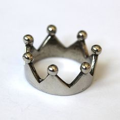 Silver+Coronet+Crown+Thumb+Ring+Necklace+by+mrd74+on+Etsy,+$36.00 Broken Doll, Head Ring, Silver Crown, Thumb Ring, Crown Ring, Rings Cool, Thumb Rings, Harajuku Fashion, Ring Silver