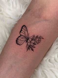 Small Neck Tattoos, Magic Runes, Ear Tattoo Ideas, Small Butterfly Tattoo, Dandelion Tattoo, Neck Tattoos Women, Henna Tattoo Designs Hand, Butterfly Tattoos For Women, Clever Tattoos