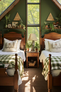 40+ Stunning Farmhouse Bedroom Ideas for a Rustic Retreat Short High Windows Master Bedrooms, Natural Wood Twin Bed Kids Rooms, Camp House Ideas Interiors, Forest Cottage Interior Bedroom, Rustic Cabin Bedding Ideas, Woodland Guest Bedroom, Rustic One Room Cabin, Cabin In The Woods Decorating Ideas, Adirondack Bedroom Ideas