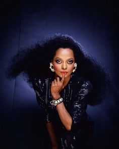 Diana Ross Mane Hairstyle, 1980 Hairstyles, Diana Ross Supremes, Black Entertainment, Donna Summer, Vintage Black Glamour, Model Looks, Black Actors, Diana Ross