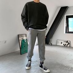 How To Style Grey Sweatpants Men, Men Grey Sweatpants Outfit, Grey Sweatpants Outfit Men Aesthetic, Men’s Grey Sweatpants Outfit, Guys Sweatpants Outfit, Grey Sweatshirt Outfit Men, When Gracie Met The Grump, Grey Sweatpants Outfit Men, How To Style Grey Sweatpants