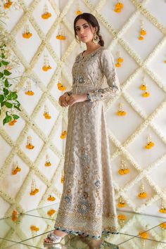 Sibel | Pakistani Designer Outfit | Sarosh Salman Pakistan Dress, Floral Lehenga, Designer Outfit, Gota Work, Bold Style, Pakistani Designers, Style Statement, Bold Fashion, Fashion Tops