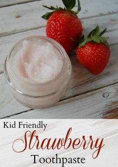 How To Make Toothpaste, Strawberry Toothpaste, Homemade Toothpaste Recipe, Diy Toothpaste, Toothpaste Recipe, Homemade Toothpaste, Kids Toothpaste, Pasta Dental, Natural Toothpaste