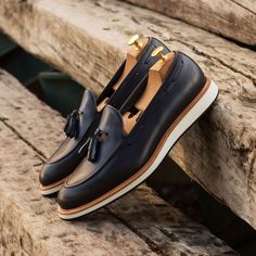 Lodino Loafers - Q by QS Navy Paint, Style Loafers, Gentleman Shoes, The Fine Print, Bespoke Shoes, Mens Luxury Fashion, Traditional English, Fine Print, Tassel Loafers