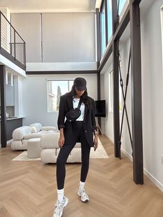 Leggings Outfit With Blazer, Black Blazer With Leggings, Leggings Dressed Up, Nike Al8 Sneaker Outfit, Leggings Blazer Outfit, Blazer Leggings Outfit, Leggings And Blazer Outfit, Black Leggings Outfit Casual, Airport Outfit Leggings