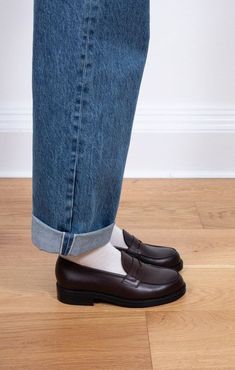 Men’s Loafers, Penny Loafers Men Outfit, Vintage Jeans Outfit, Loafers Men Outfit, Penny Loafers Men, Mens Loafers, Mens Casual Dress Outfits, Mens Outfit Inspiration, Stylish Mens Outfits