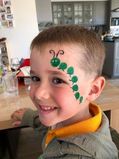 Tiny Face Paint Ideas, Simple Facepainting Ideas Easy For Kids, Step By Step Face Painting Easy, Simple Kids Face Paint, Facepainting Ideas Kids, Easy Face Painting Ideas For Kids Simple Cheek Art, Easy Face Painting Designs Simple, Cheek Face Paint, Simple Face Painting Ideas For Kids