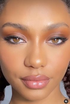 No Make Up Make Up Look Black Women, Makeup Almond Eyes, Natural Looking Make Up, Makeup For Almond Eyes, Almond Eye Makeup, Eye Shadow Eyeliner, Almond Eyes, Create Your Dream Life