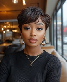 Trendy Ash Brown Pixie with Layers Fall Hair Colors Dark Skin Brown Blond Hair On Brown Skin, Ash Brown Pixie, Brown Hair On Dark Skin, Pixie With Layers, Hair With Burgundy Highlights, Hair On Brown Skin, Hair Colors For Dark Skin, Winter Highlights, Espresso Hair