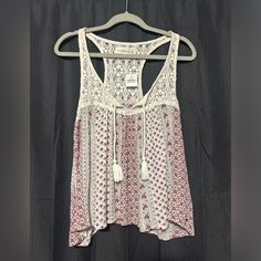 New Abercrombie And Fitch Lavender And Floral Blouse Size Medium Sleeveless Floral Design With Lace New With Tags Women’s Size Medium Peplum Lace, Layering Tank Tops, Crochet Tank Top, Blouse Tank Top, Silk Camisole, Floral Tank Top, Tank Top Camisole, Satin Top, Abercrombie And Fitch