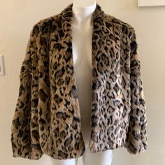 Velvet By Graham And Spencer Faux Fur Jacket Leopard Animal Print Size Large New With Tags Fall Leopard Print Outerwear With Faux Fur Trim, Winter Leopard Print Outerwear With Faux Fur Trim, Fall Faux Fur Lined Mink Outerwear, Fall Mink Outerwear With Faux Fur Lining, Chic Leopard Print Winter Outerwear, Chic Leopard Print Long Sleeve Outerwear, Long Mink Coat For Fall, Faux Shearling Vest, Spencer Jacket