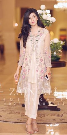 Kurti Designs Latest Party Wear Wedding, Lace Designs On Suits Party Wear, Jorget Design Dress, Pakistani Outfits Party Wear Pakistan, Latest Pakistani Party Wear Dresses, Latest Designer Party Wear Dresses, Latest Party Wear Dresses, Bridal Dresses 2022, New Party Wear Dress