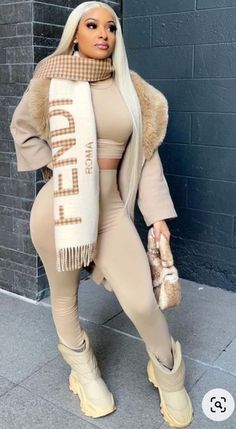 Valentines Outfit Ideas For Women Winter, Two Piece Winter Outfit, Fall Winter Outfits Baddie, Jeans Outfit Concert, Baddie Valentines Day Outfit, Concert Outfit Ideas Aesthetic, Shirt Dress With Leggings, Baddie Aesthetic Outfits, Shirts To Wear With Leggings