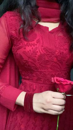 #red #rose #flowers #desioutfits Flared Anarkali, Red Kurti, Red Colour Dress, Anarkali With Dupatta, Carpet Outfits, Stylish Kurtis Design