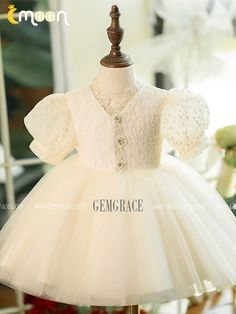 10% off now|Free shipping world-wide. Vintage Style Short Tulle Ballgown Flower Girl Dress with Lace at GemGrace. Click to learn our pro custom-made service for wedding dress, formal dress. View #FlowerGirlDresses for more ideas. Lace Princess Dress For Confirmation, Confirmation Lace Princess Dress Ball Gown, Lace Princess Dress For Confirmation, Ball Gown Style, Pageant Tulle Ball Gown With Lace Trim, Short Sleeve Lace Princess Dress For Wedding, Short Sleeve Tulle Princess Dress For First Communion, Tulle Princess Dress For First Communion, Tulle Princess Dress With Short Sleeves For First Communion, Wedding Princess Dress With Lace Sleeves And Tulle