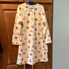 Carters Lightweight Long Sleeved Night Gown. Feminine Flower Button At Neck Along With Cute Trim At Cuffs Christmas Nightgowns, One Piece Gown, Sleep Gown, Poka Dot, Girls Nightgown, Newborn Gown, Flower Button, Kids Night, Girl M