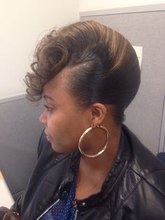 French roll Black women Hair More French Roll Hairstyles, Pinterest Women, Curly Afro Hair, French Twist Hair, Pin Up Hair