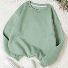 Shein Solid Round Neck Crewneck/Pullover Color: Mint Green Size: Medium Thermal Lined Never Worn! Mint Green Clothes, Mint Green Outfits, Shein Clothes, Mint Sweater, Shein Sweater, Wishlist 2024, Pastel Outfit, Green Sweatshirt, Green Sweater