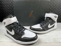 Air Jordan 1 High FlyEase "Panda" Jordan Wings, Athletic Models, Air Jordan Sneakers, Wings Logo, Jordan Sneakers, Air Jordan 1 High, Swoosh Logo, Jordan 1 High, Sneakers Online