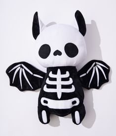 Skeleton Bat Plushie Backpack - Unique Vintage - Womens, HALLOWEEN, ACCESSORIES Plushie Backpack, Black Stuffed Animal, Stuffed Animal Bean Bag, Gothic Decor Bedroom, Baby Bats, Cute Sewing Projects, Goth Home, Goth Home Decor, Plush Bags