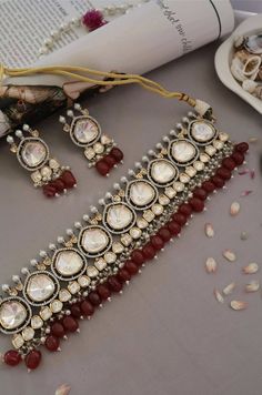 Polki Choker, Uncut Polki , Wedding Jewellery,high Quality, Indian Pakistani Jewellery, Traditional,ethnic Handmade, Kundan - Etsy UK Jewellery Traditional, Pakistani Jewellery, Polki Choker, Matha Patti, Bracelet Matching, Victorian Necklace, Polki Necklace, Pakistani Jewelry, Matching Bracelet