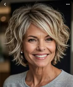 Lisa Hair, Short Wavy Haircuts, Haircuts For Women Over 50, Thick Wavy Hair, Layered Haircuts For Medium Hair, Short Shag Hairstyles, Gorgeous Hairstyles, Hairstyles And Haircuts