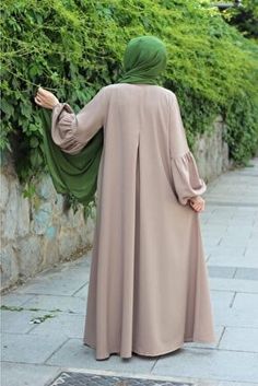 Hijab Designs, Modest Fashion Hijab, Iranian Women Fashion, Muslim Women Fashion, Mode Abaya, Muslim Fashion Hijab, Fashion Muslim, Muslim Fashion Dress