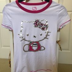 Size: Medium Slim-Fit 95% Cotton, 5% Spandex “Sleepwear”- But Could Def Be Worn Like A Regular Top Hello Kitty Top, Kawaii Clothes, Muscle Tees, Dream Wardrobe, Pink White, Hello Kitty, Cute Outfits, Kitty, Slim Fit