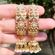 jadau dandi jhumki Elegant Pearl Earrings With Latkans For Reception, Elegant Jhumkas For Wedding On Eid, Elegant Jhumkas For Wedding And Eid, Elegant Wedding Jhumkas For Eid, Elegant Chandbali Jhumkas For Diwali, Elegant Diwali Chandbali Jhumkas, Elegant Jhumkas For Diwali Festival, Elegant Jhumkas For Diwali Festivities, Festive Pearl Drop Earrings For Reception