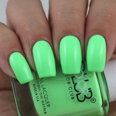 Toe Nail Summer Colors, Needs List, Nail Polish Art Designs, Jade Nails, Whatever Forever, Olivia Jade, Pretty Nail Polish, My Needs, Diy Acrylic Nails