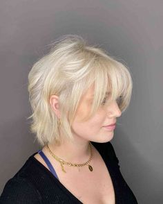 Short Haircuts With Bangs, Short Shaggy Haircuts, Short Shag Haircuts, Shaggy Short Hair, Short Shag Hairstyles, Shag Haircuts, Shag Hairstyles, Short Layered Haircuts