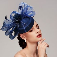 Category:Fascinators; Embellishment:Feather,Flower,Cap; Gender:Women's; Quantity:1 PC; Style:Headpieces; Hats Category:Pillbox Hat; Occasion:Melbourne Cup,Royal Astcot,Cocktail,Ladies Day; Material:Feathers,Net; Head Circumference:56-58; Front page:WE; Shipping Weight:0.052; Listing Date:04/27/2022